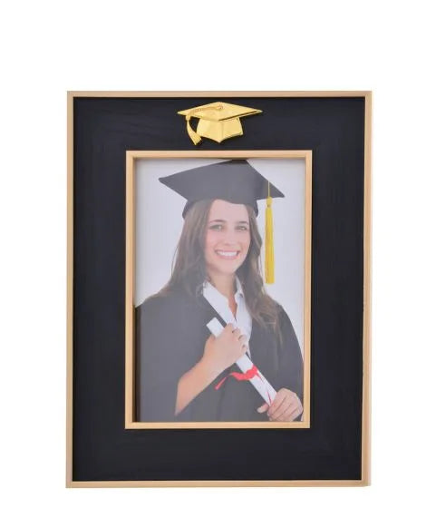 Golden Graduation Frame 4x6 - Gold Borders with Graduation Hat, 21x16x2cm